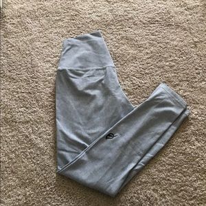 Allianah herringbone legging